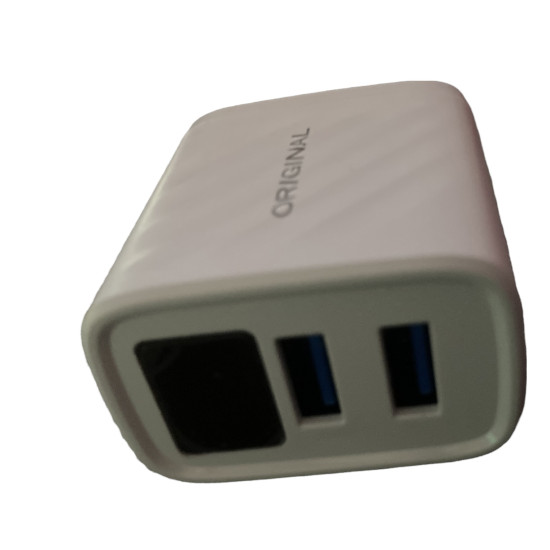 CMI USB töltő adapter 2XUSB digitális kijelzővel 5V 3,1A